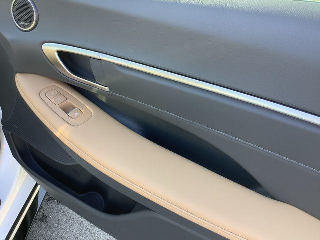 new 2025 Hyundai Sonata Hybrid car, priced at $39,850