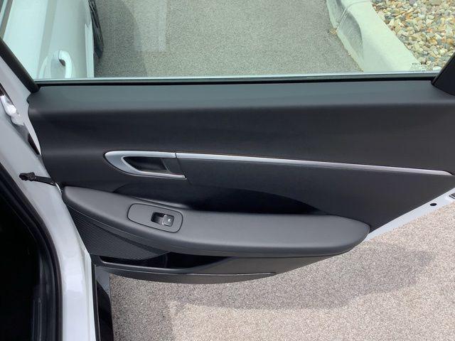 new 2025 Hyundai Sonata car, priced at $31,988