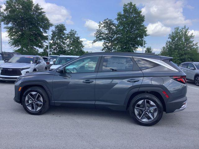 new 2025 Hyundai Tucson car, priced at $33,295
