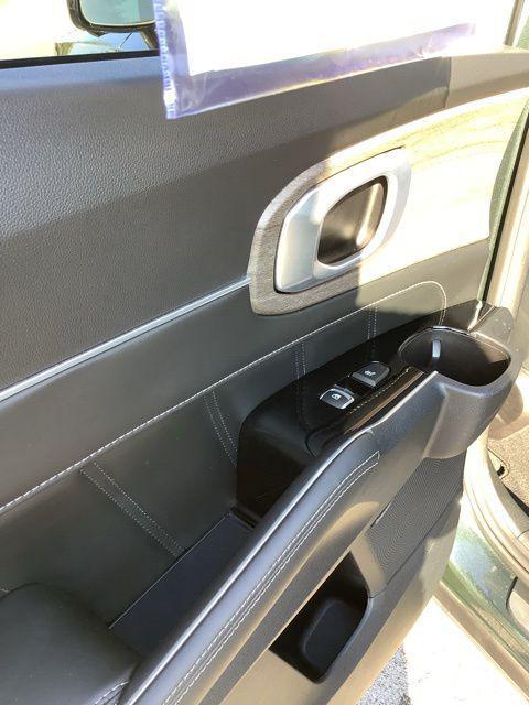 used 2022 Kia Sorento car, priced at $27,975