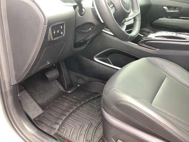 used 2024 Hyundai TUCSON Hybrid car, priced at $31,988