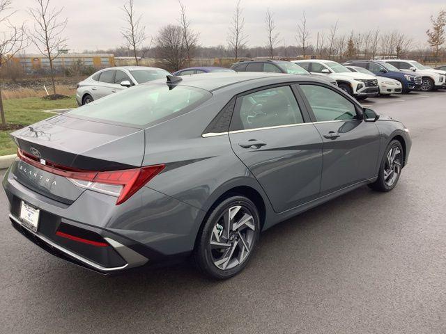 new 2025 Hyundai Elantra car, priced at $27,215