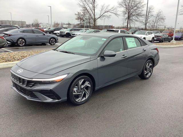 new 2025 Hyundai Elantra car, priced at $27,215