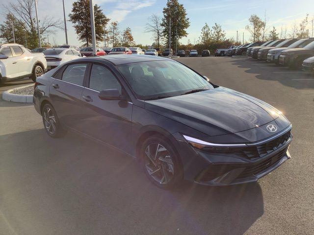 new 2025 Hyundai Elantra car, priced at $31,165