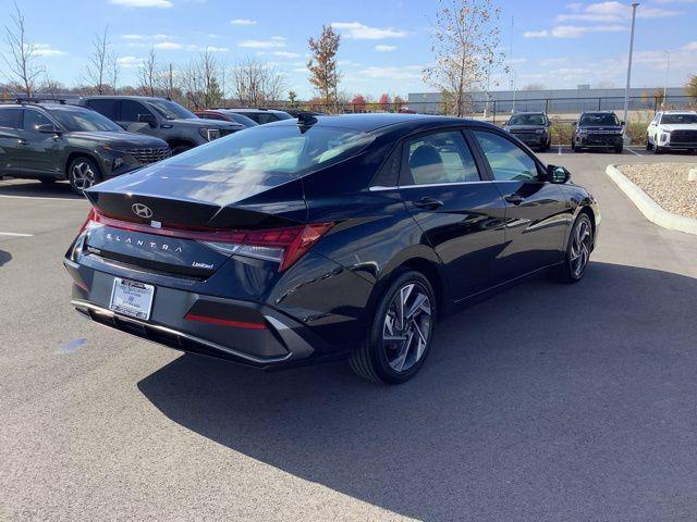 new 2025 Hyundai Elantra car, priced at $28,235