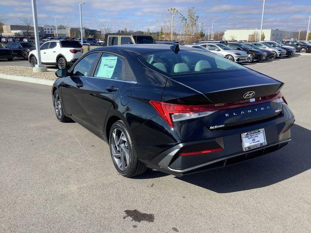 new 2025 Hyundai Elantra car, priced at $28,235