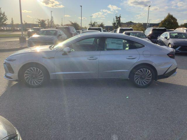 new 2026 Hyundai Sonata Hybrid car, priced at $39,825