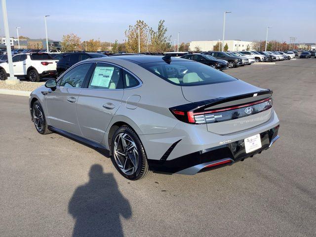 new 2025 Hyundai Sonata car, priced at $32,535