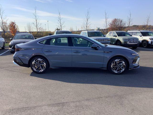 new 2025 Hyundai Sonata car, priced at $32,535