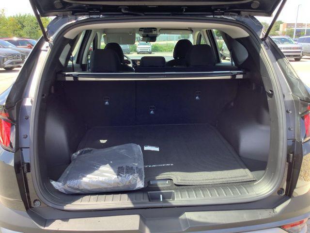 new 2025 Hyundai Tucson car, priced at $31,180