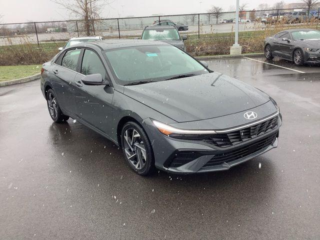 new 2025 Hyundai Elantra car, priced at $27,275