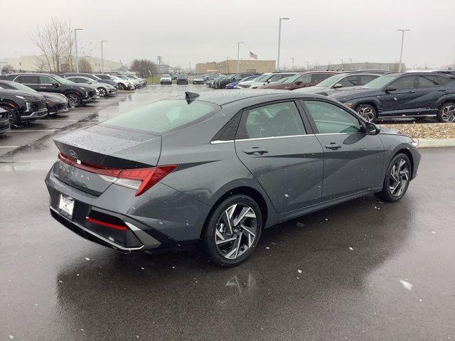 new 2025 Hyundai Elantra car, priced at $27,275