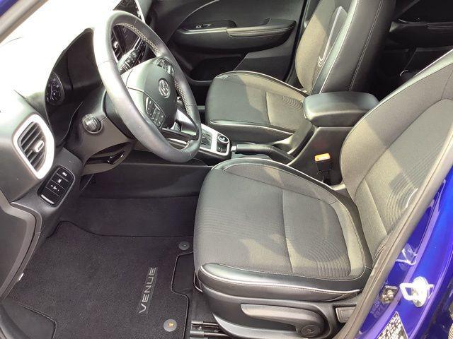 used 2022 Hyundai Venue car, priced at $19,988