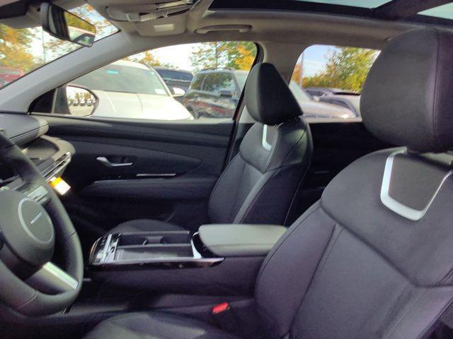 new 2026 Hyundai TUCSON Hybrid car, priced at $45,120