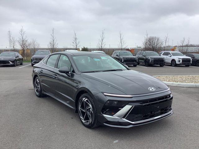 new 2025 Hyundai Sonata car, priced at $32,490