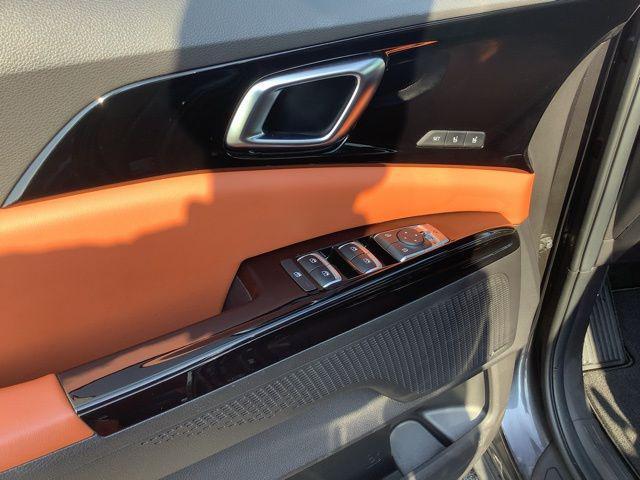 used 2023 Kia Carnival car, priced at $43,988
