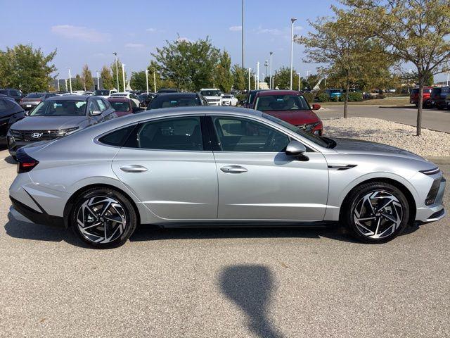 new 2026 Hyundai Sonata car, priced at $30,245