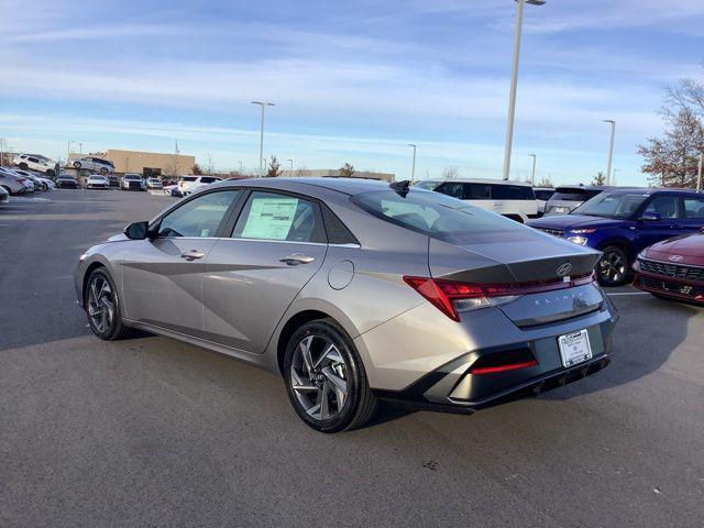 new 2025 Hyundai Elantra car, priced at $28,090