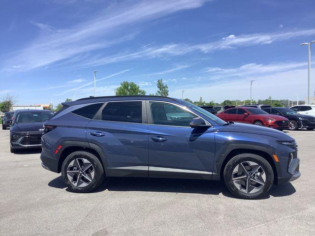 new 2025 Hyundai Tucson car, priced at $34,690