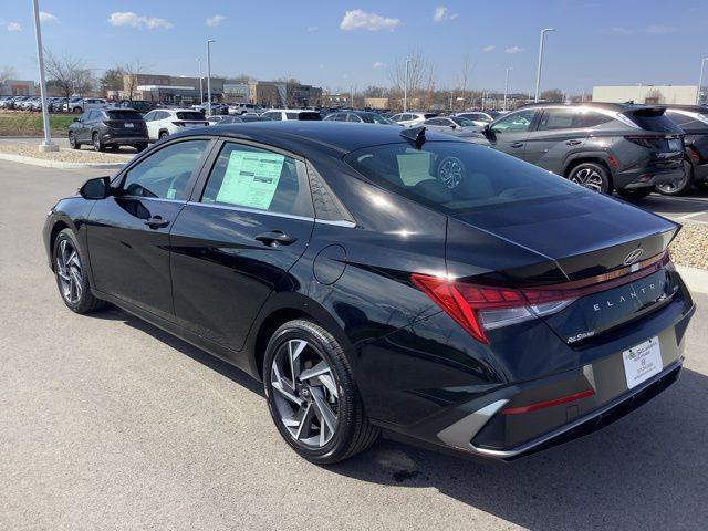 new 2025 Hyundai Elantra car, priced at $31,585