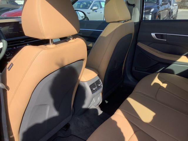 new 2025 Hyundai Sonata Hybrid car, priced at $39,350