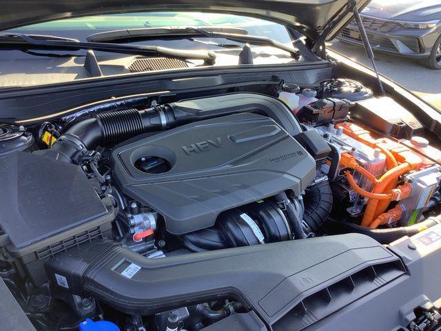 new 2025 Hyundai Sonata Hybrid car, priced at $39,350