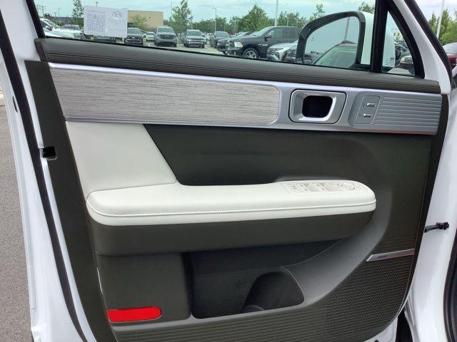 new 2025 Hyundai SANTA FE HEV car, priced at $52,479