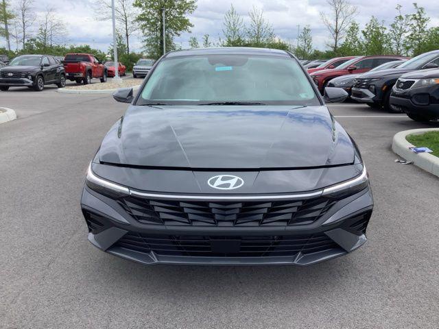 new 2025 Hyundai Elantra car, priced at $31,585