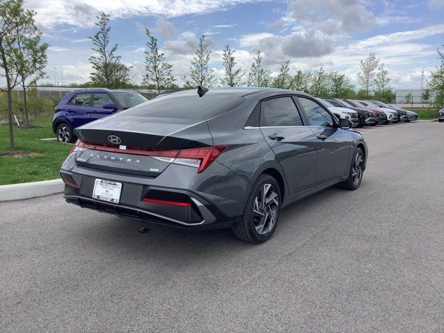 new 2025 Hyundai Elantra car, priced at $31,585