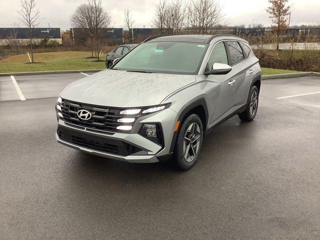 new 2025 Hyundai Tucson Hybrid car, priced at $38,145