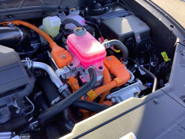new 2025 Hyundai TUCSON Hybrid car, priced at $38,475