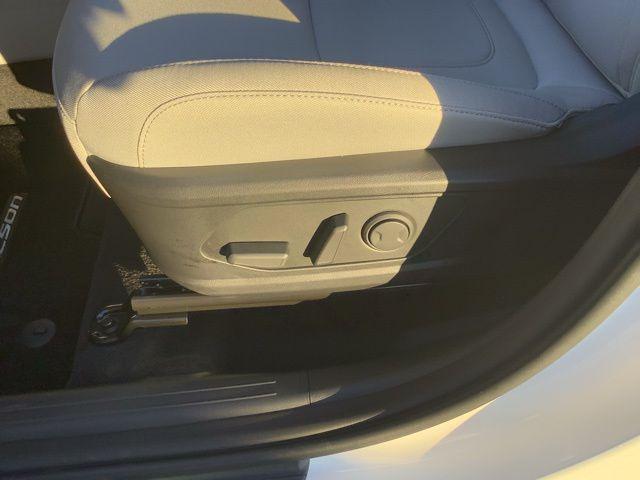 new 2026 Hyundai TUCSON Hybrid car, priced at $36,580