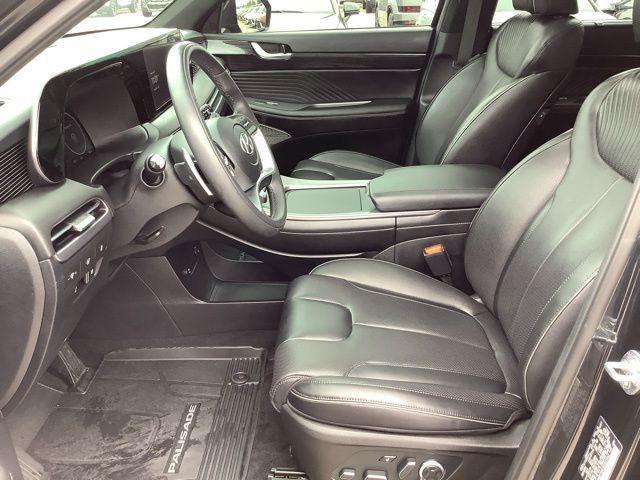 used 2025 Hyundai Palisade car, priced at $47,990