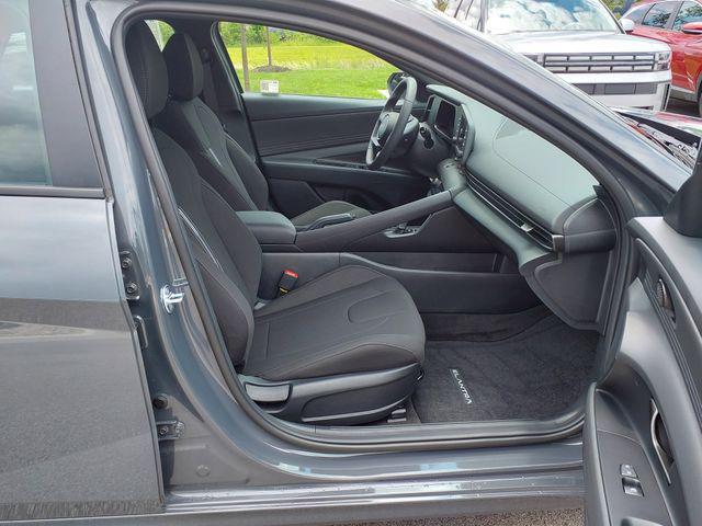 new 2025 Hyundai Elantra car, priced at $25,080
