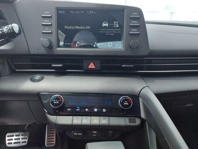new 2025 Hyundai Elantra car, priced at $25,080
