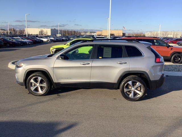 used 2022 Jeep Cherokee car, priced at $27,490