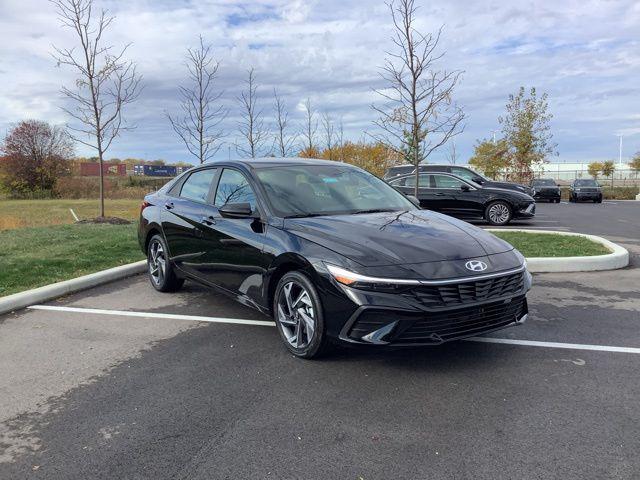 new 2025 Hyundai Elantra HEV car, priced at $28,750