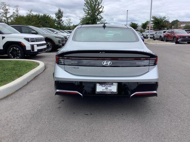 new 2025 Hyundai Sonata car, priced at $32,975