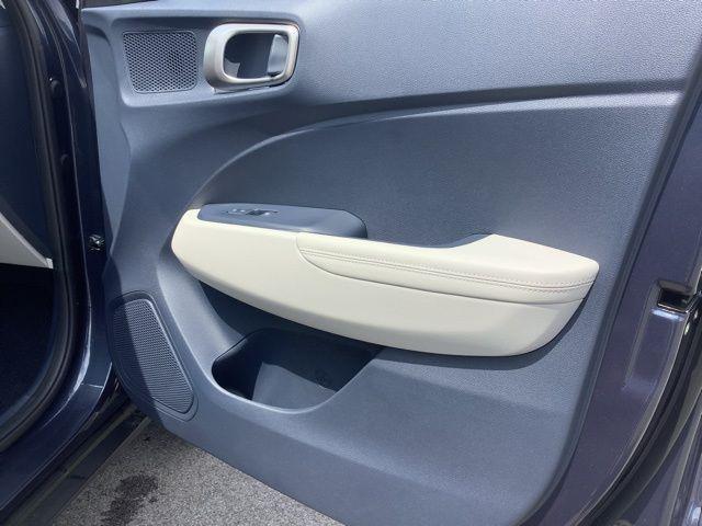 new 2025 Hyundai Venue car, priced at $25,550