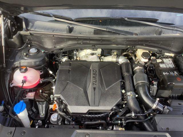 used 2025 Hyundai Santa Fe car, priced at $37,465