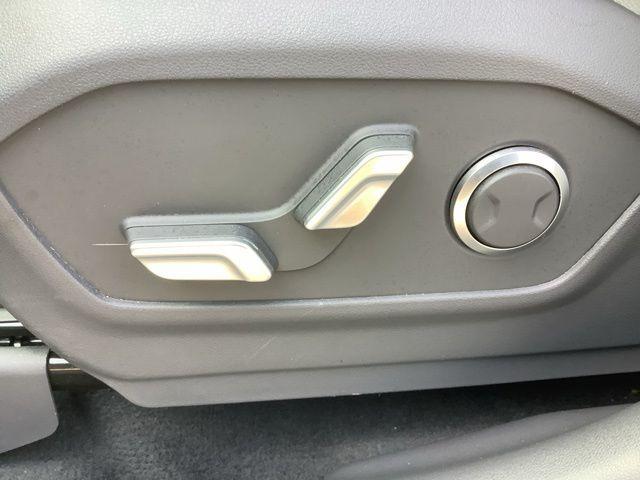 used 2025 Hyundai Santa Fe car, priced at $37,465