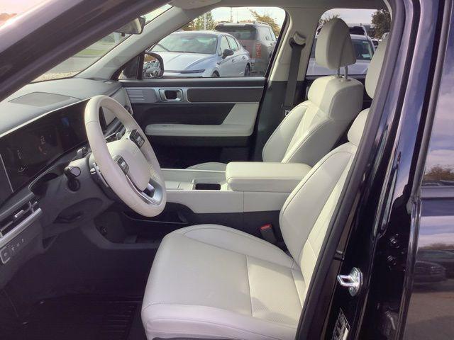 used 2025 Hyundai Santa Fe car, priced at $37,465