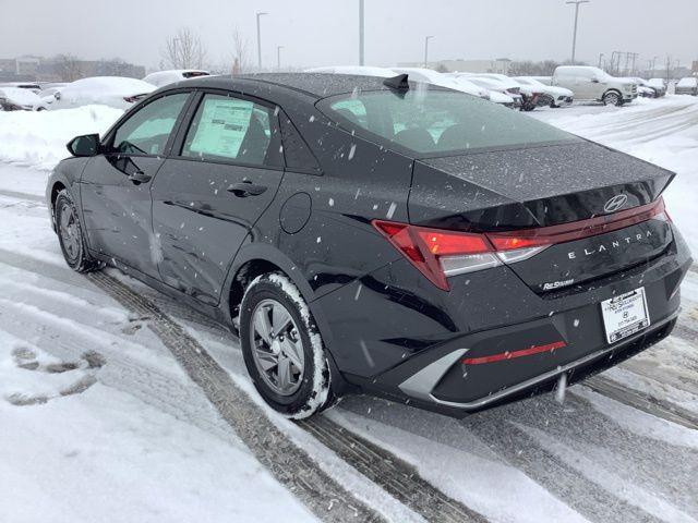 new 2025 Hyundai Elantra car, priced at $23,450