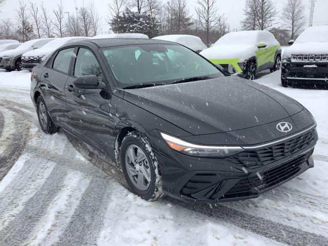 new 2025 Hyundai Elantra car, priced at $23,450