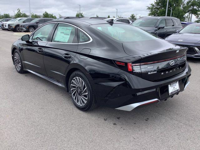 new 2025 Hyundai Sonata Hybrid car, priced at $39,525