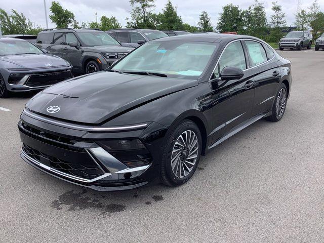 new 2025 Hyundai Sonata Hybrid car, priced at $39,525