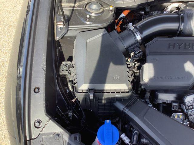 new 2026 Hyundai TUCSON Hybrid car, priced at $44,575