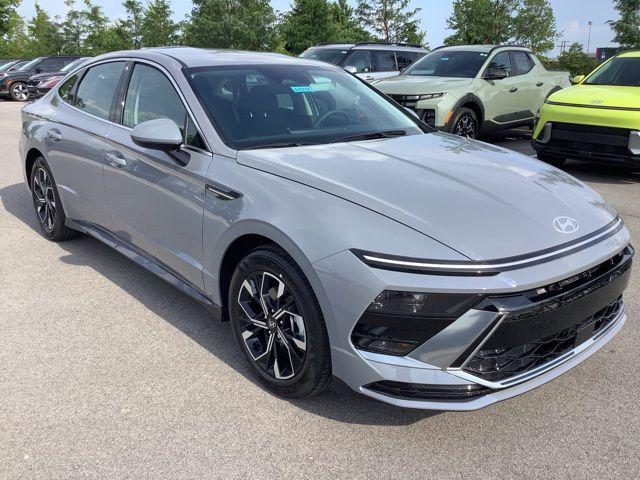 new 2025 Hyundai Sonata car, priced at $29,860