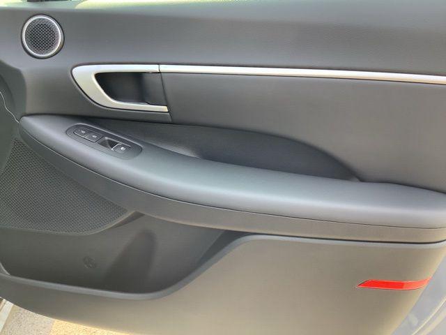 new 2025 Hyundai Sonata car, priced at $29,860