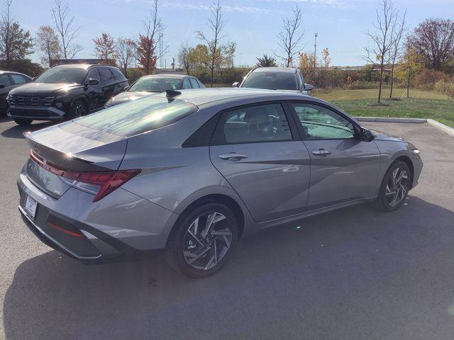 new 2025 Hyundai Elantra HEV car, priced at $28,790